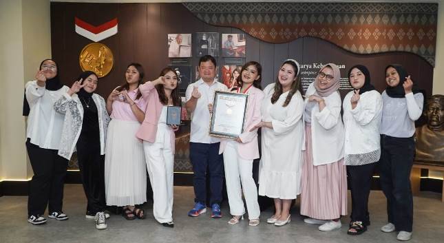 ISWHITE Pecahkan Rekor MURI Penjualan Masker Tubuh Terbanyak Melalui Market Place