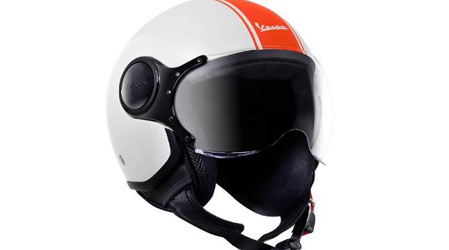 PT Piaggio Indonesia Rilis Koleksi Terbaru Vespa Genuine Helmet