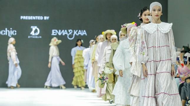 Jakarta Fashion Week 2024 Sukses Hadirkan Ratusan Desainer Ternama dan Potensial Tanah Air & Luar Negeri