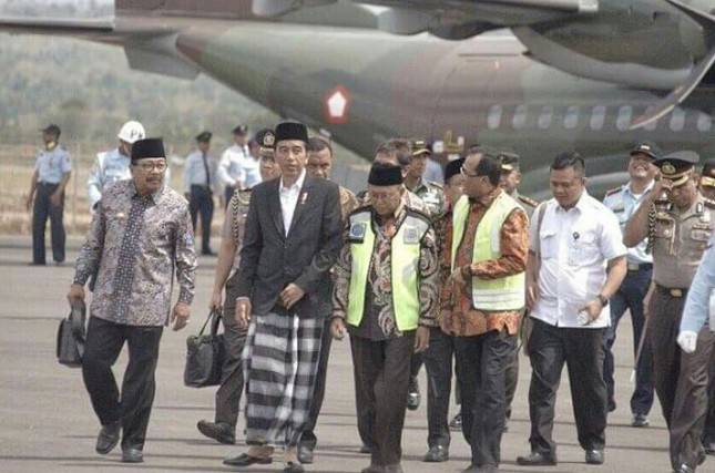 Mayoritas Publik Puas Kinerja Presiden Jokowi