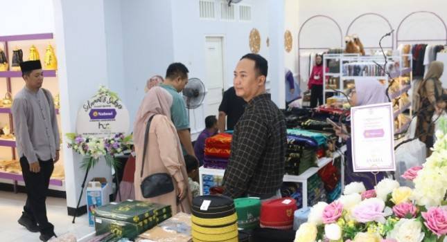 Oleh-oleh Haji Nabawi Siap Rebut Pasar di Gresik 