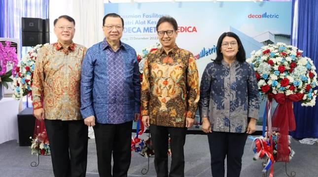 Tekan Impor, Menkes Budi Resmikan Pabrik Alat Kesehatan Dexa Group