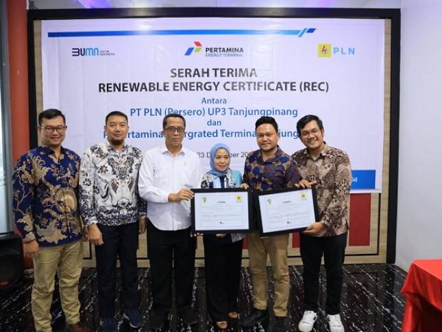 Aksi Nyata Green Energy Terminal, PET Kantongi Sertifikat Energi Terbarukan