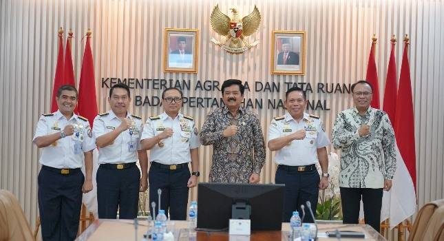 Bahas Lahan di IKN, Kepala Bakamla RI Courtesy Call Menteri ATR/BPN