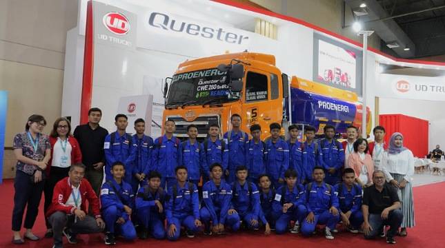 Astra UD Trucks Cetak Tenaga Kerja Produktif dan Berkualitas Lewat Program Pendidikan SMK Kelas Quester