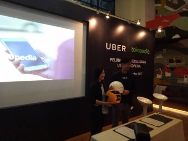 Tokopedia-Uber Luncurkan Uber Ride dan Gift Card