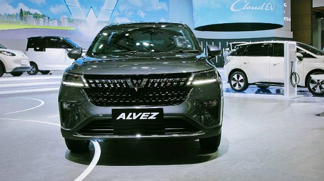 Harga Mulai Rp214 Juta, Wuling Alvez Paling Unggul di Segmen SUV Kompak