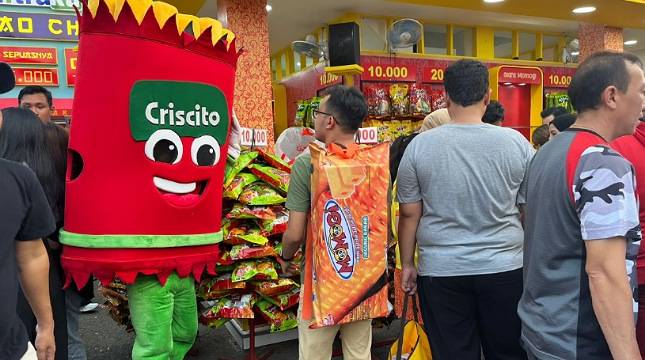 Meriahkan Jakarta Fair 2024, Sari Murni Group Hadirkan Momogi dan Criscito Giant Pack