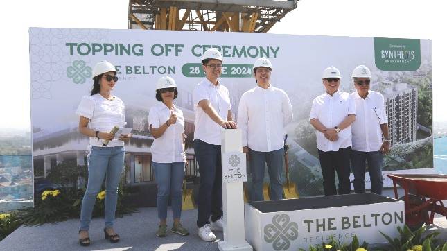 Synthesis Development Topping Off Ceremony The Belton Residence