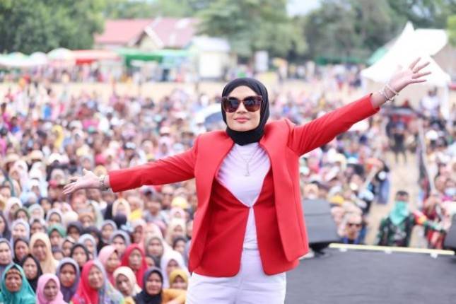 Kisah Inspiratif Hidah Pratama, Perempuan Cantik Asal Bima, dari Buruh Pabrik Hingga Jadi Pengusaha Sukses