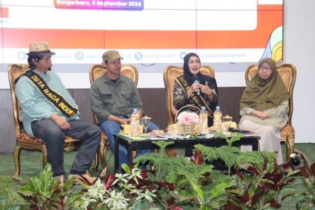 Membangun Masyarakat Literat Untuk Indonesia Emas 2045, Tantangan Media Sosial di Banjarbaru