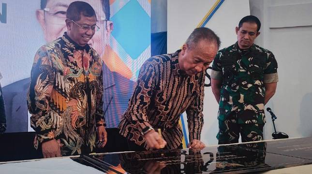 Ciptakan SDM Berwawasan Global, Menperin Agus Resmikan Gedung Baru SMK - SMAK Bogor