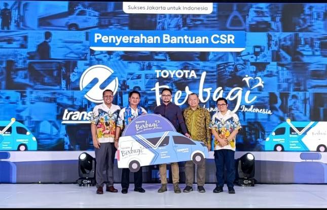 Rayakan Puncak Hari Pelanggan Nasional 2024, Transjakarta Gelar Ajang 'Hero Serves Hero' Sebagai Bentuk Apresiasi Kepercayaan Pelanggan Setia