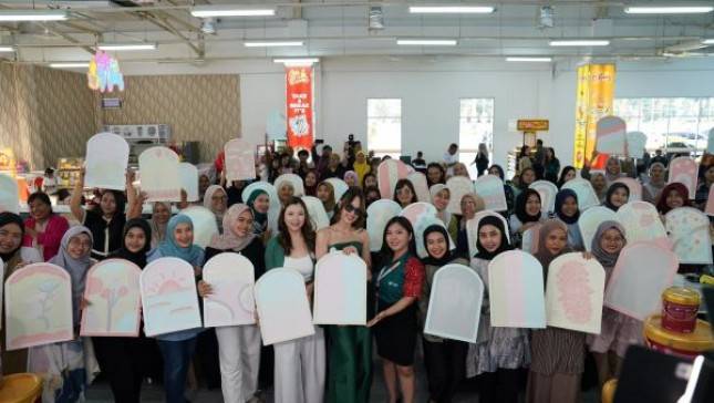 Kampanyekan NodaNoWorry, Supersilk Anti Noda Berikan Solusi untuk Dinding Kotor Hanya dengan Sekali Bilas Langsung Bersih