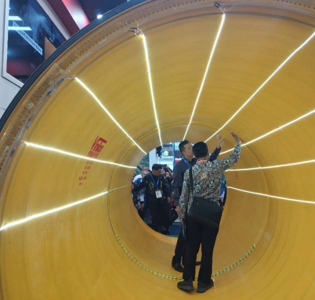 Dahsyat! Pipa Vinilon KRAH Berdiameter 3000mm dan Tahan Hingga 100 Tahun Turut Andil Memajukan Infrastruktur di Indonesia