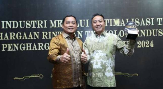 Top! Bungasari Perusahaan Terigu Pertama Peraih Penghargaan INDI 4.0 2024 dari Kemenperin