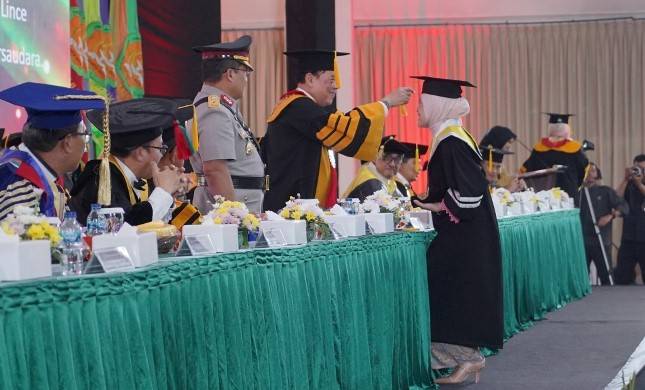 Ubhara Jaya Gelar Dies Natalis ke-29 dan Wisuda