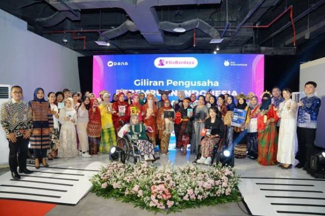Boneka Kain Perca Ramah Lingkungan Hingga Bakwan Sagu Papua, 35 UMKM Perempuan Menangkan SisBerdaya dan DisBerdaya 2024
