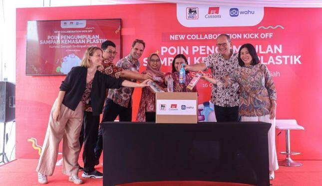 Super Indo dan PZ Cussons Luncurkan Program Pengelolaan Sampah Plastik Berhadiah