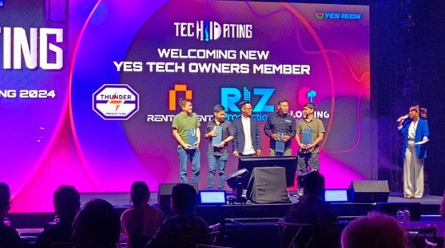 YesTech Indonesia Beri Penghargaan untuk Kontribusi Pelaku Industri LED Sreen