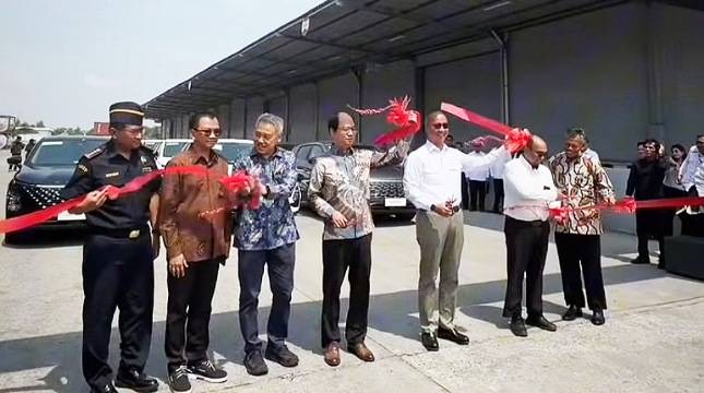 Dari CDP Jababeka, Menperin Agus Lepas Ekspor Perdana Chery OMODA 5 Turbo Setir Kiri ke Vietnam