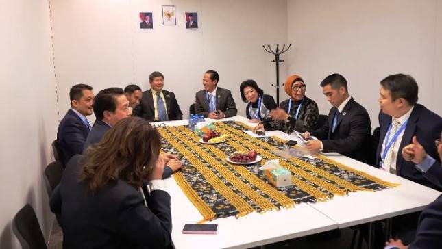 Utomo SolaRUV Tegaskan Dukungan untuk Target 100 GW Energi Bersih di COP 29 Azerbaijan