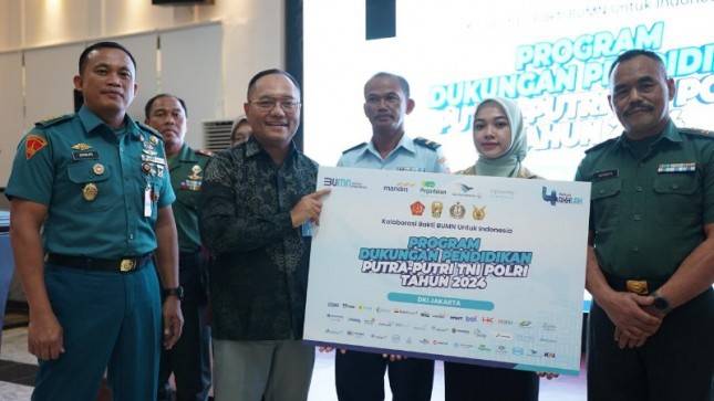 Sinergi Bank Mandiri, Garuda Indonesia, Pegadaian dan Angkasa Pura Indonesia Salurkan Bantuan Kuliah Putra Putri TNI/Polri 