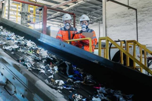 Ciptakan Nilai Berkelanjutan, SIG Perkuat Keunggulan Operasional dengan Eco-Inovasi dan Inovasi Sosial