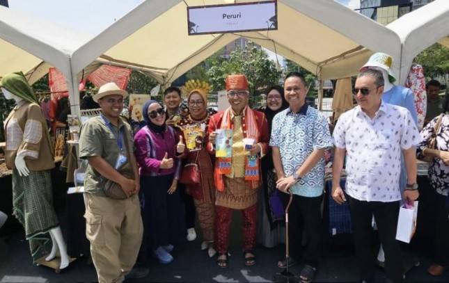 UMKM Binaan PERURI Berjaya di Festival Perdana Produk Indonesia di Malaysia