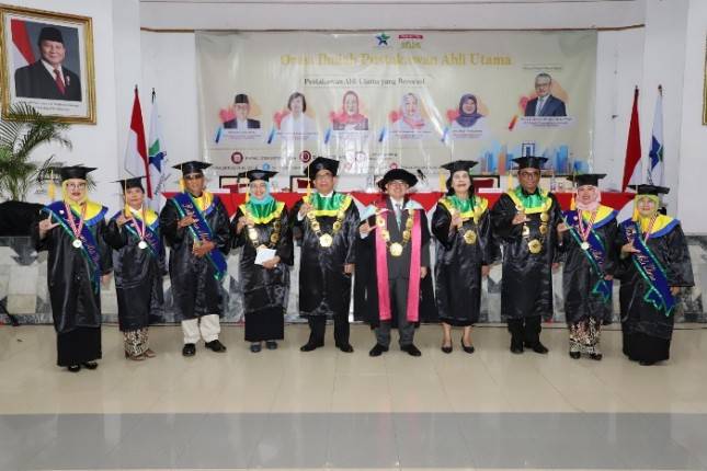 Inovasi Pustakawan Ahli Utama dalam Penguatan Literasi Masyarakat