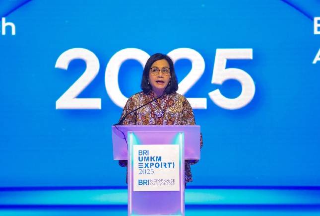 BRI UMKM EXPO(RT) & Microfinance Outlook 2025: Sri Mulyani Apresiasi Upaya BRI dalam Pemberdayaan UMKM