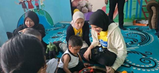 Semangat Kepedulian: Karyawan Produsen JOYDAY Berbagi Dukungan dengan Pasien di Yayasan Sahabat Ayah Sarah