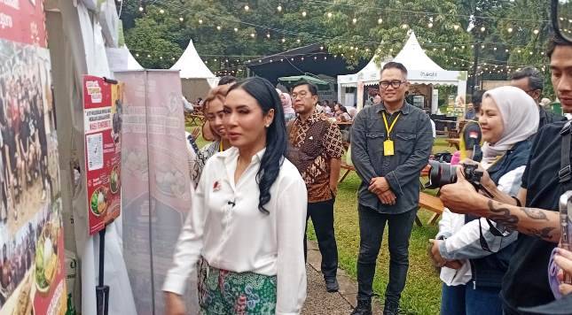 Istri Menteri UMKM Apresiasi Kreativitas Kuliner di Sundown Markette