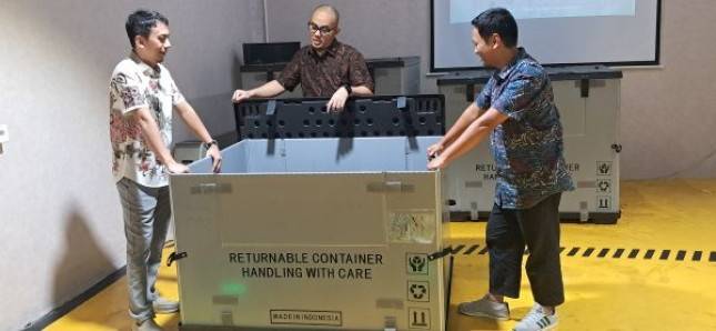 Hebat! Tiga Anak Muda Ini Sukses Lahirkan Inovasi Returnable Plastic Box yang Bikin Industri Indonesia Hemat Biaya Logistik Hingga 40%