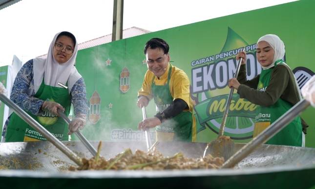Program MABAR Spesial Ramadan EKONOMI Pencuci Piring: Bangun Keterampilan Kuliner Santri di Bogor