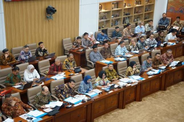 Benahi Kinerja Keuangan, ID FOOD Berhasil Turunkan Utang