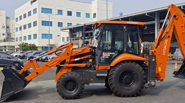 Hexindo Luncurkan Bachoe Loader BX100 Shinrai Power, Tangguh di Medan Menantang dan Irit Bahan bakar