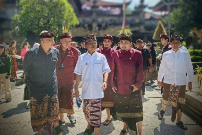 PLN Icon Plus Bersama Gubernur Bali Genjot Energi Baru Terbarukan dan Digitalisasi Daerah