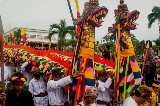 Menpar Widiyanti Dukung Rencana Pelaksanaan Pesta Adat Erau, Festival Budaya Warisan Kerajaan Tertua di Nusantara 