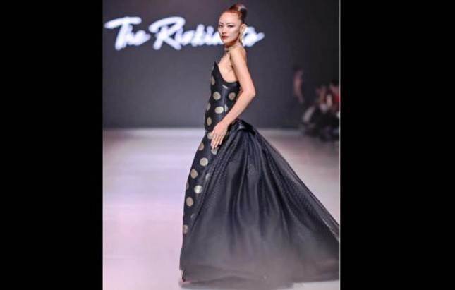 Cita Tenun Indonesia Rayakan Filosofi Tenun Nusantara dalam Ruang LIMINAL di Jakarta Fashion Week 2026