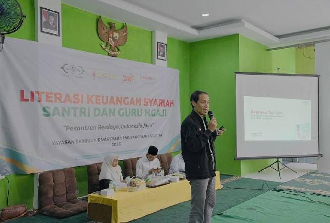 Prudential Syariah dan NU Care&ndash;LAZISNU Bekali Santri dengan Edukasi Keuangan Syariah