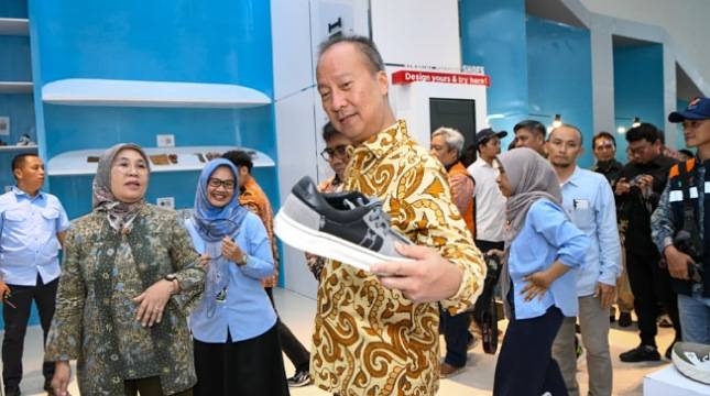 Menperin Agus Resmikan Pusat Industri Sepatu di Sidoarjo, Jadikan RI Raja Alas Kaki Dunia