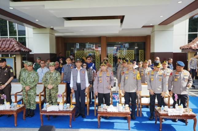 Kapolri dan Sultan HB X Pimpin Apel Srawung Agung, Tekankan Pentingnya Pranata Sosial Jaga Warga di DIY