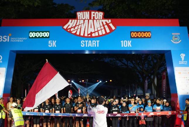 BSI Perkuat Literasi Anak Muda Punya Emas Melalui Event Olahraga