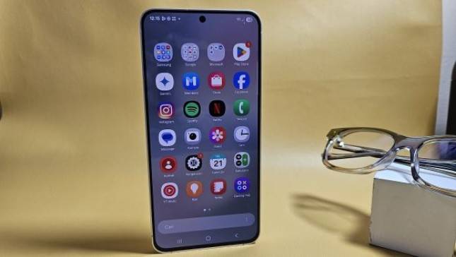 Galaxy S25 FE Editing Foto Layaknya Profesional dengan Gemini AI
