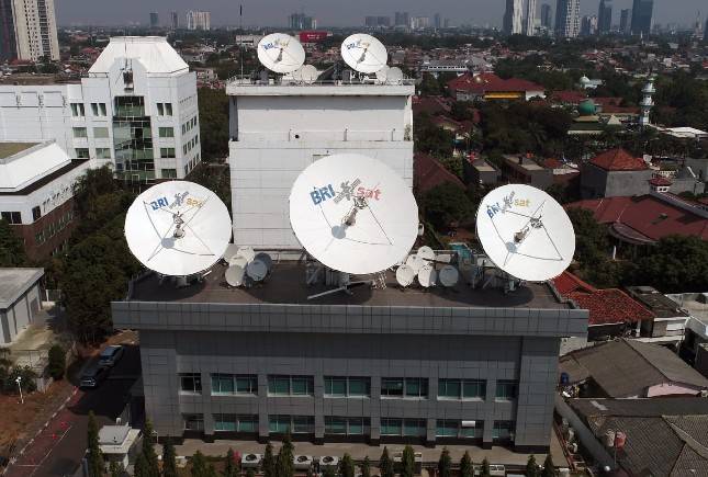 Akses Layanan BRI Tetap Terjaga di Daerah Terisolir Bencana Banjir Bandang melalui Satelit