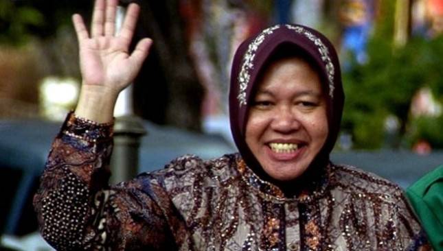 Walikota Risma Tinjau TPS Pastikan Pilkada Lancar Aman