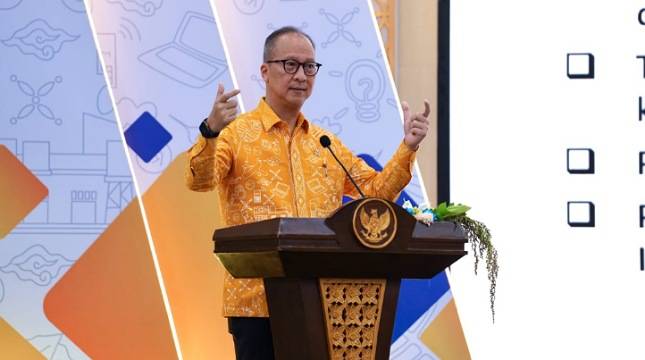 Menperin Agus Bongkar Fakta Mengejutkan! Negara Terbuka Justru Proteksi Industri Dalam Negeri, Indonesia Masih Ragu?