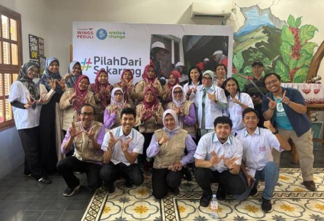 Pemilahan Sampah di Komunitas: Insight Perjalanan Yayasan WINGS Peduli Dampingi Bank Sampah Lewat #PilahDariSekarang