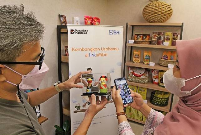 Usaha Camilan Berbasis Resep Keluarga Ini Berhasil Naik Kelas Lewat LinkUMKM BRI
